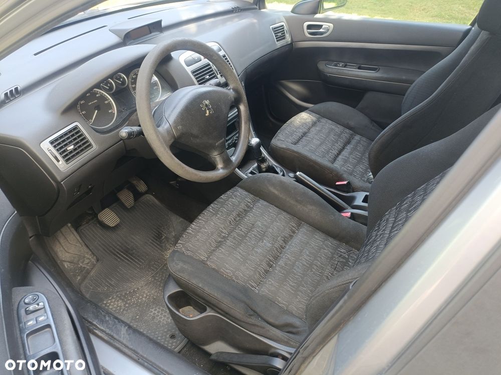 Peugeot 307 - 7