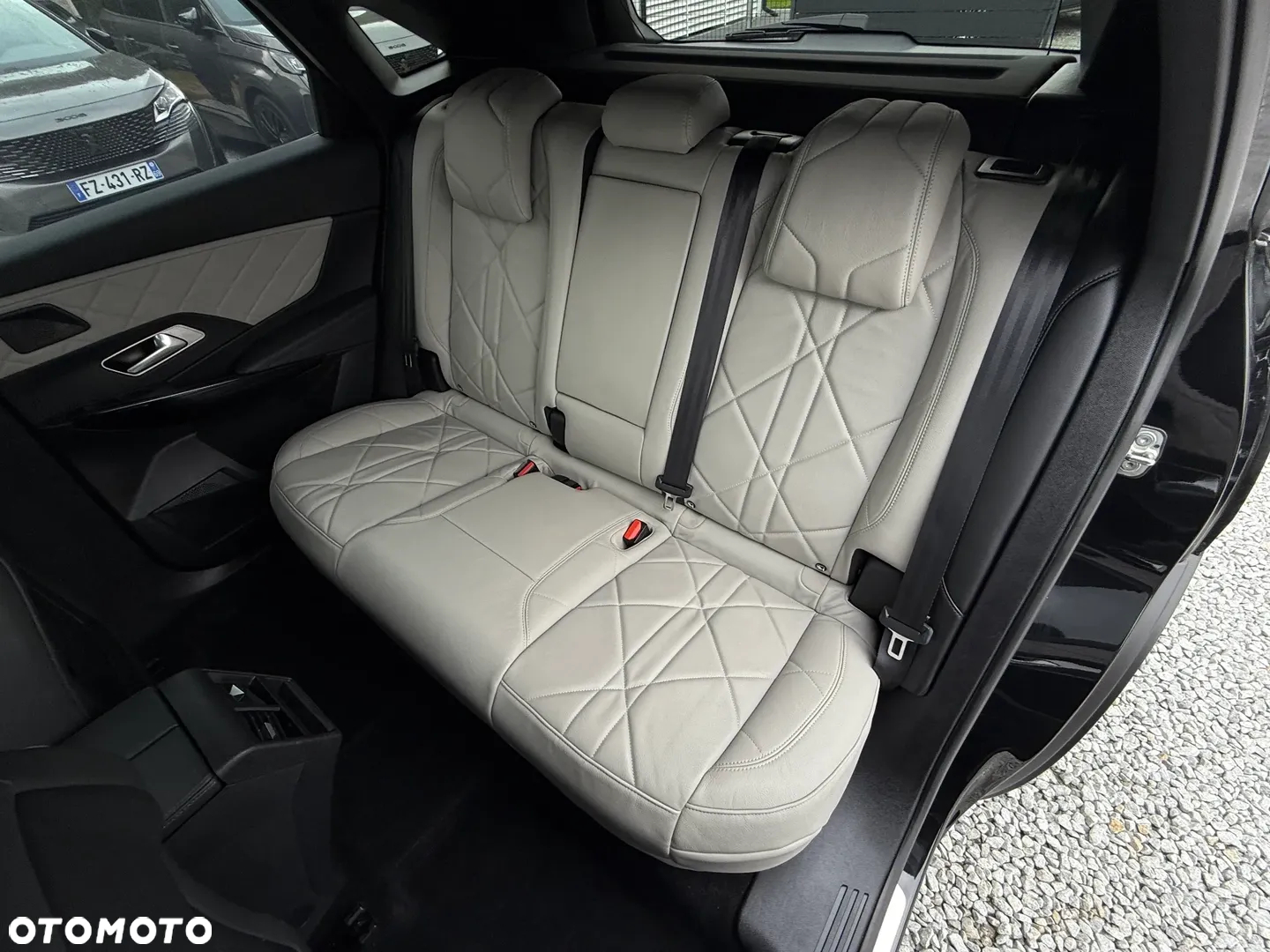 DS Automobiles DS 7 Crossback 1.6 E-Tense 4x4 Grand Chic - 27