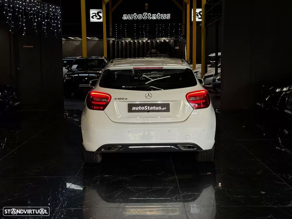 Mercedes-Benz A 180 d Urban - 12