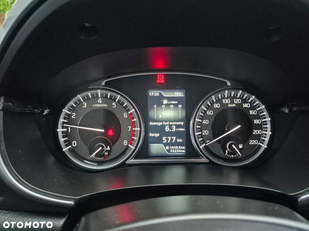 Suzuki Vitara 1.0 Boosterjet Premium 2WD - 17