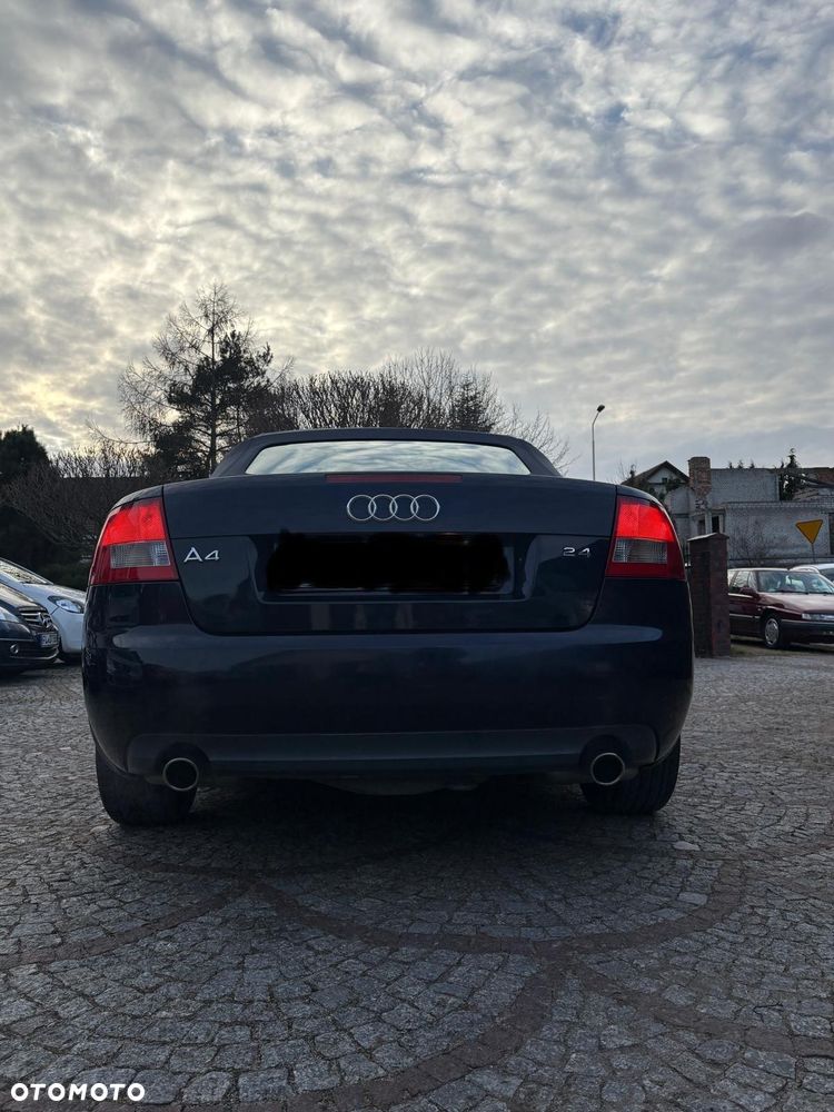 Audi A4 Cabrio 2.4 - 29