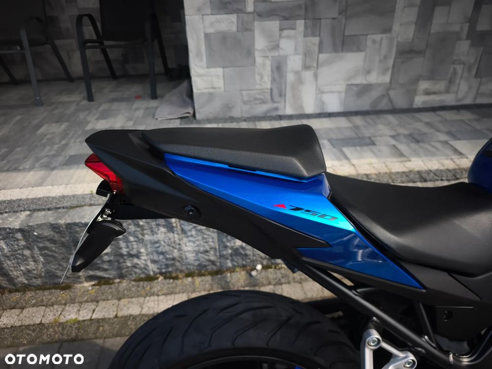 Honda CB - 26