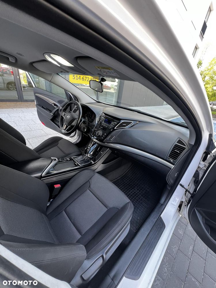 Hyundai i40 1.7 CRDi Comfort DCT - 4
