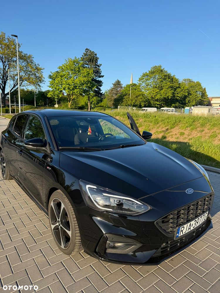 Ford Focus 1.0 EcoBoost ST-Line Black ASS - 1