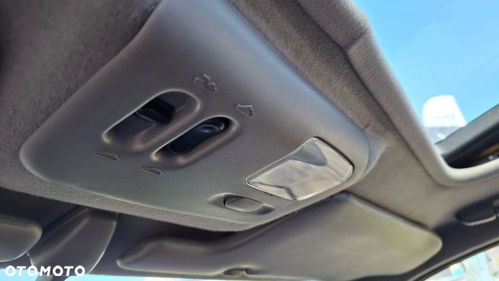 Nissan Almera 1.4 S - 29