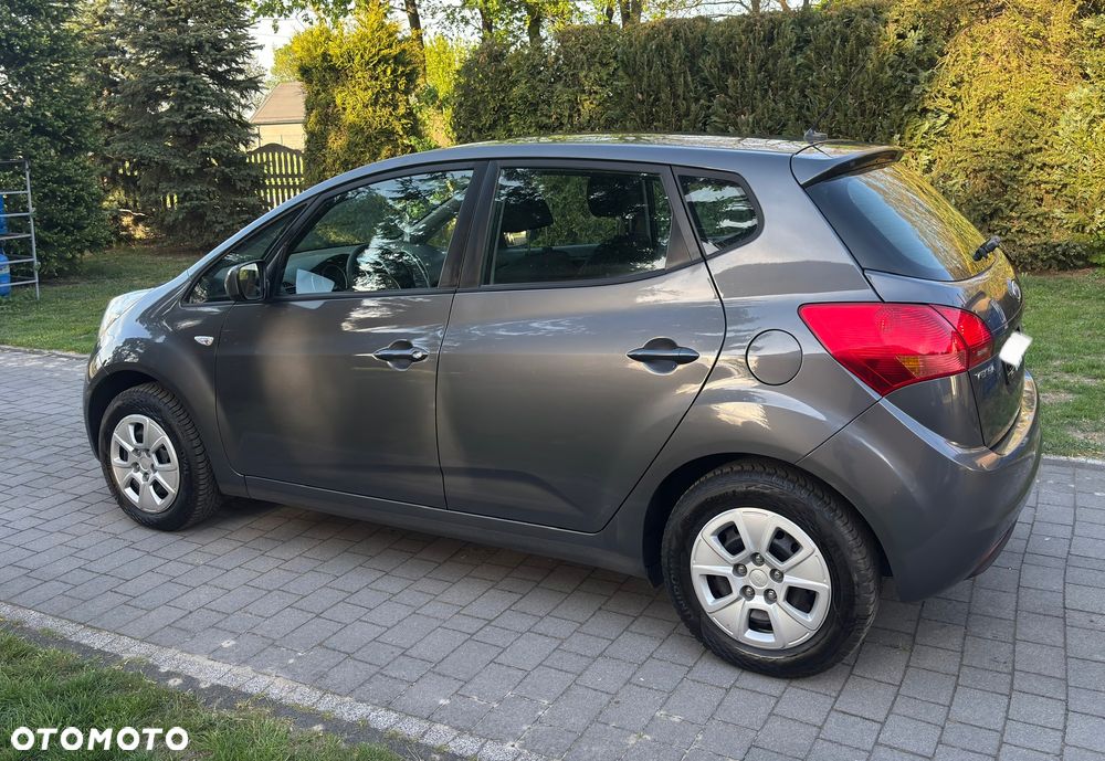 Kia Venga 1.4 CVVT Vision - 12