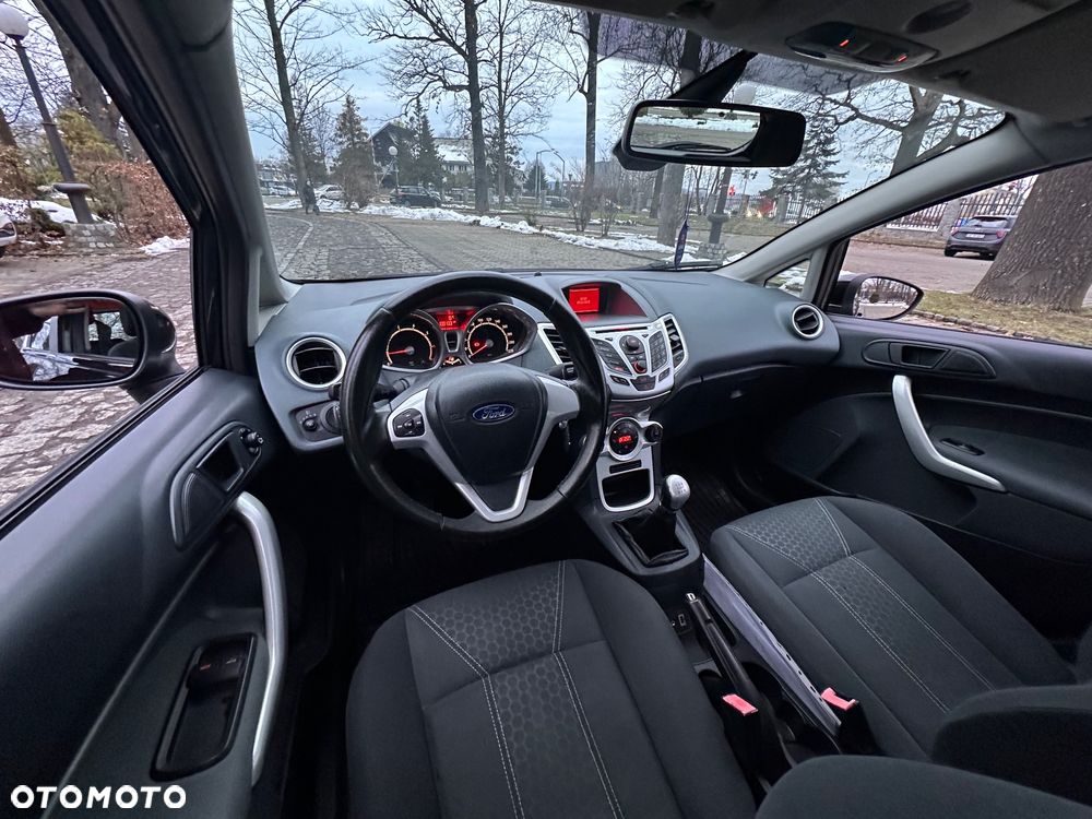 Ford Fiesta 1.25 Titanium - 15