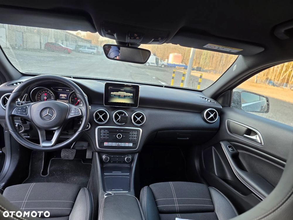 Mercedes-Benz Klasa A 220 d 4Matic 7G-DCT AMG Line - 22