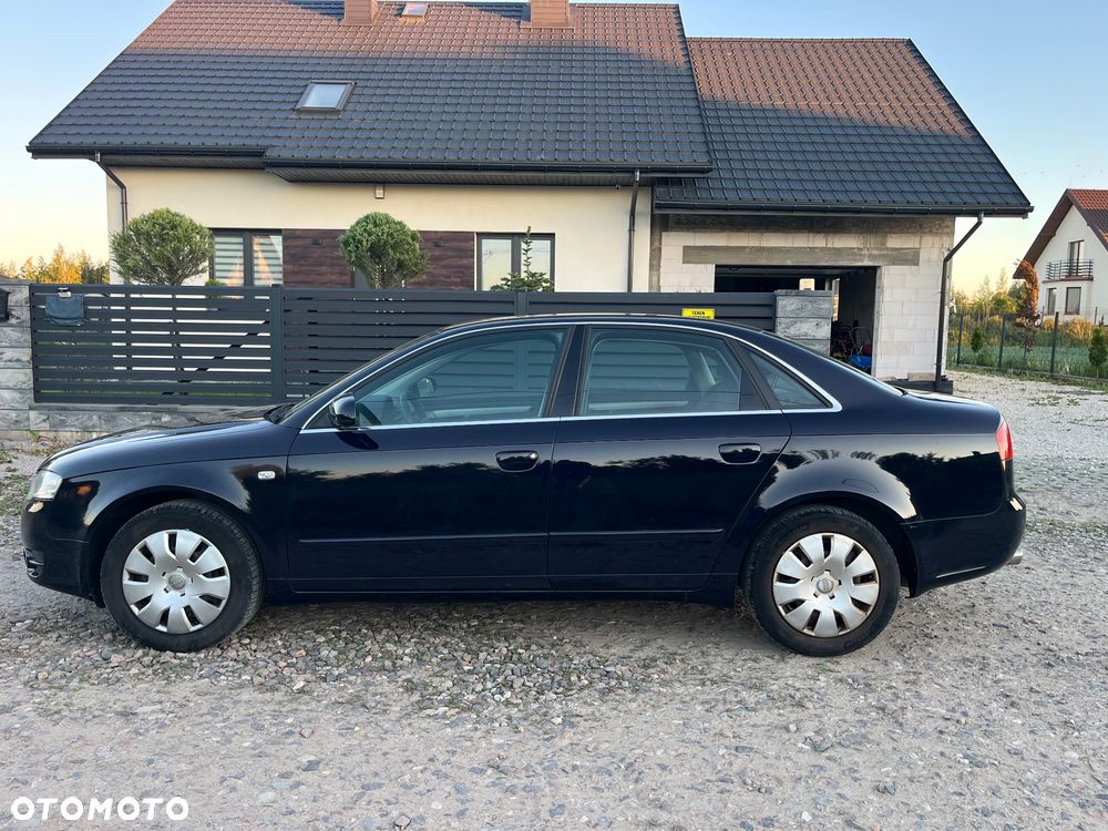 Audi A4 Limousine - 7