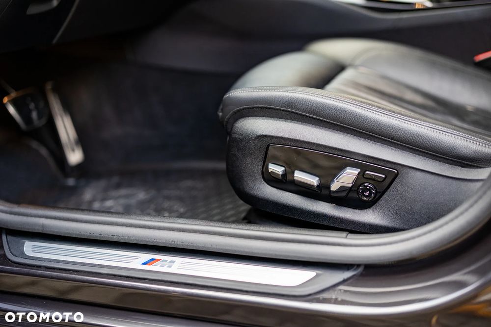 BMW Seria 5 520d M Sport sport - 7