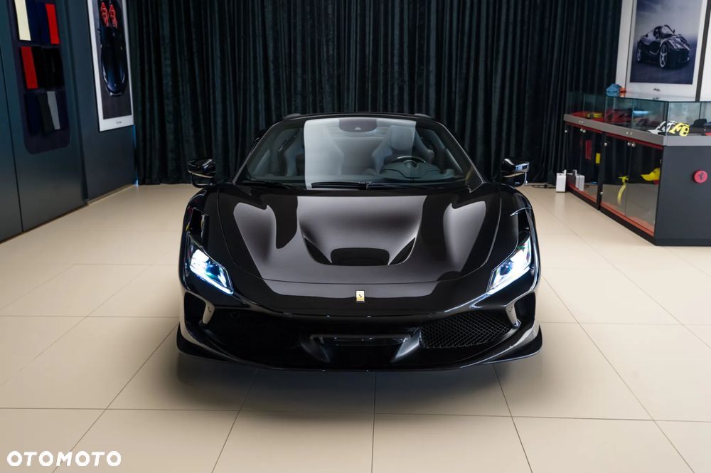 Ferrari F8 Spider Standard - 10