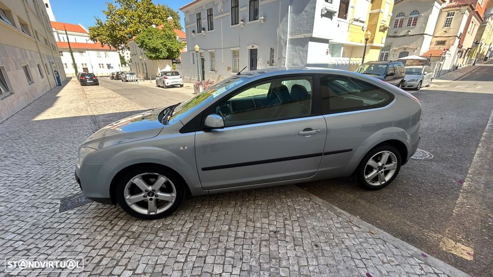 Ford Focus 1.6 TDCi Sport — fotografia 3