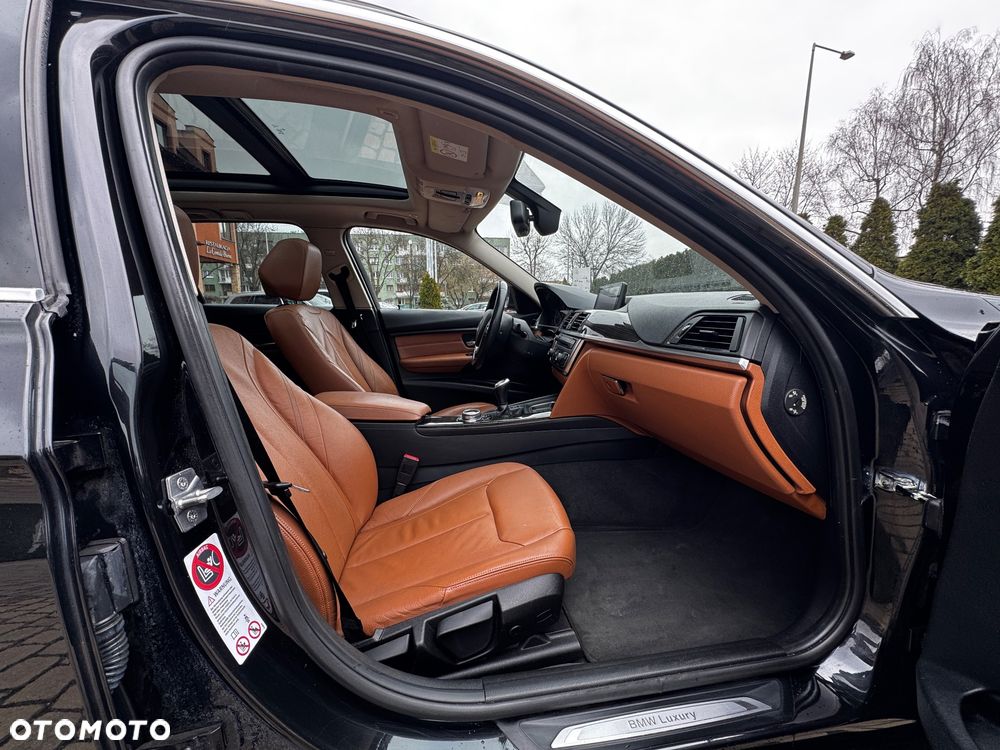 BMW Seria 3 320d Luxury Line EU6 - 25