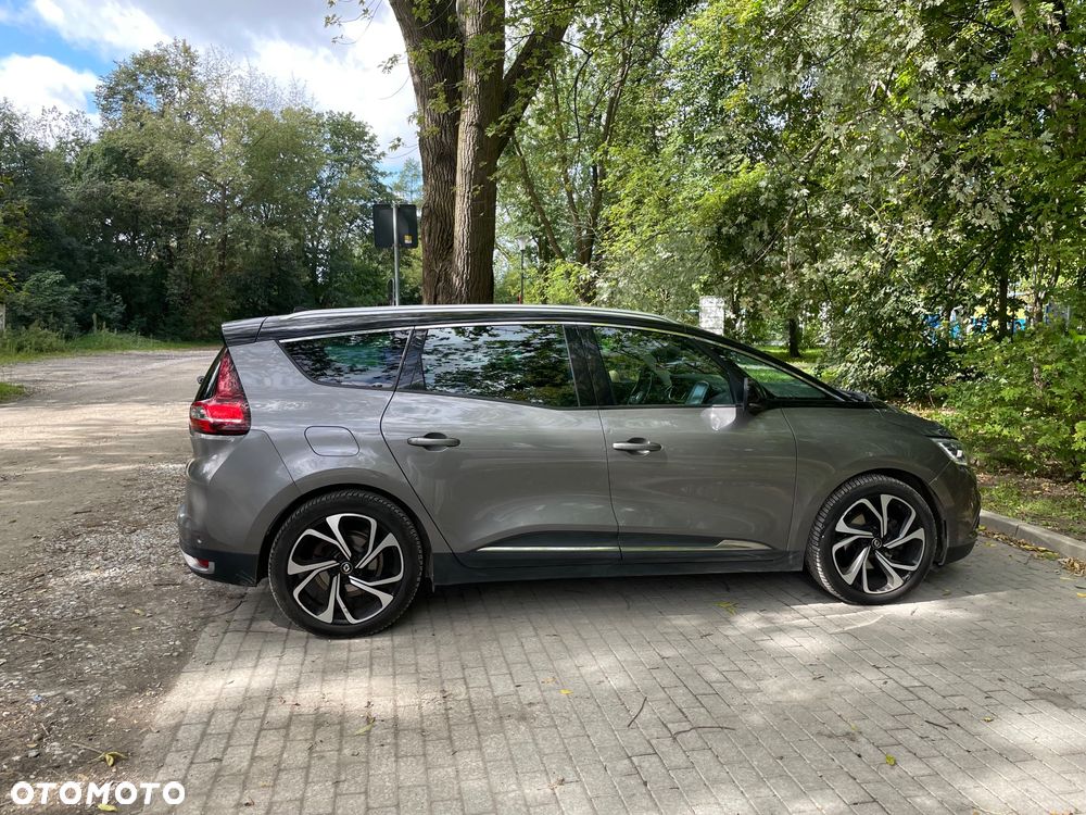 Renault Grand Scenic - 18