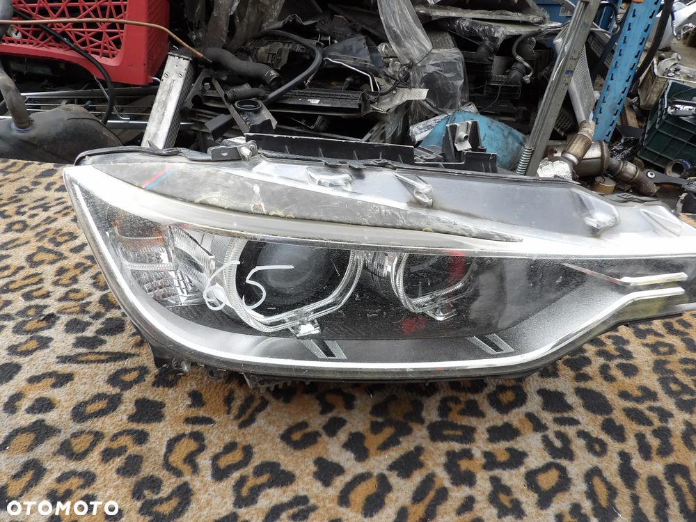 BMW - F30 - XENON - NIE SKRĘTNA - PRAWA LAMPA PRZEDNIA - UK - 7259544 - 1
