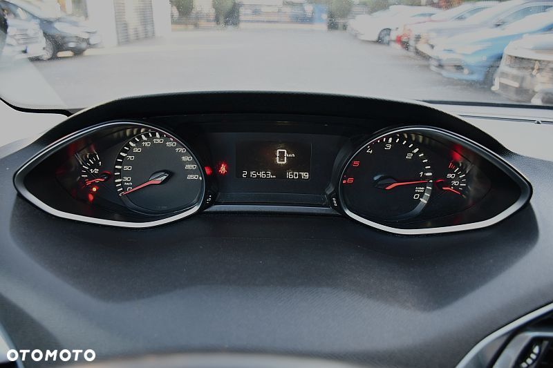 Peugeot 308 BlueHDi FAP 120 Stop & Start Allure - 38