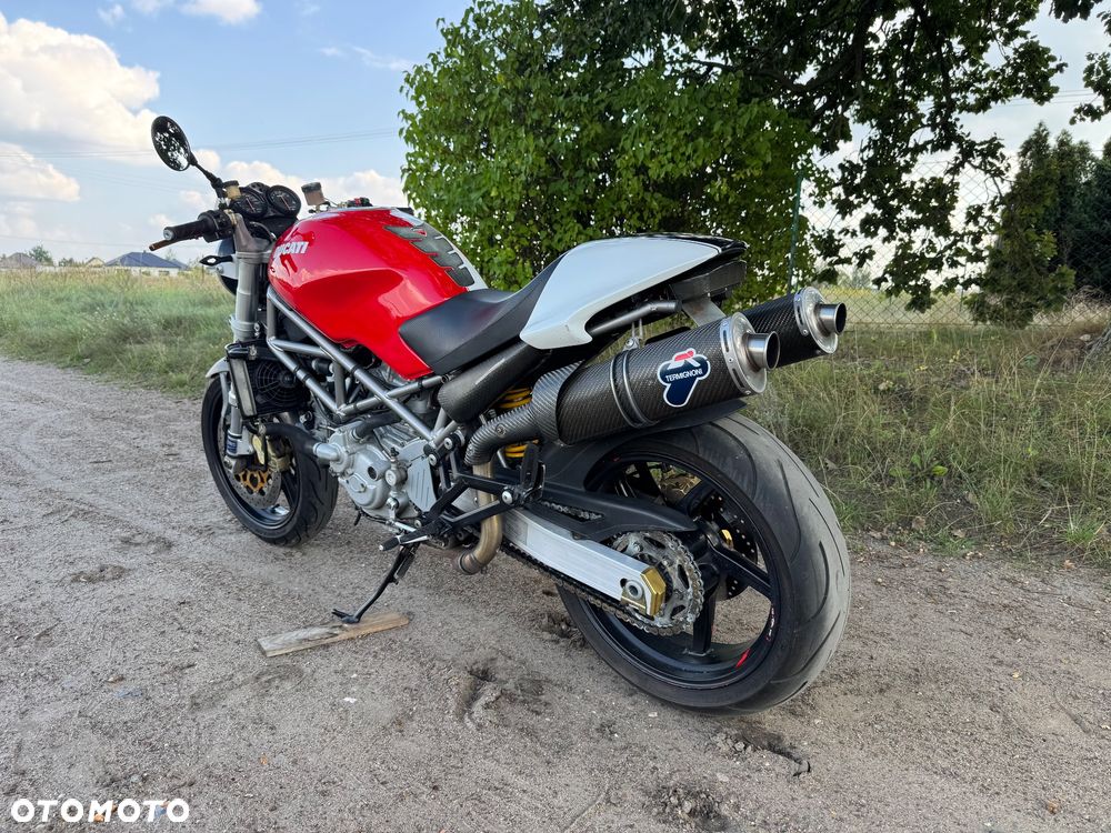 Ducati Monster - 16