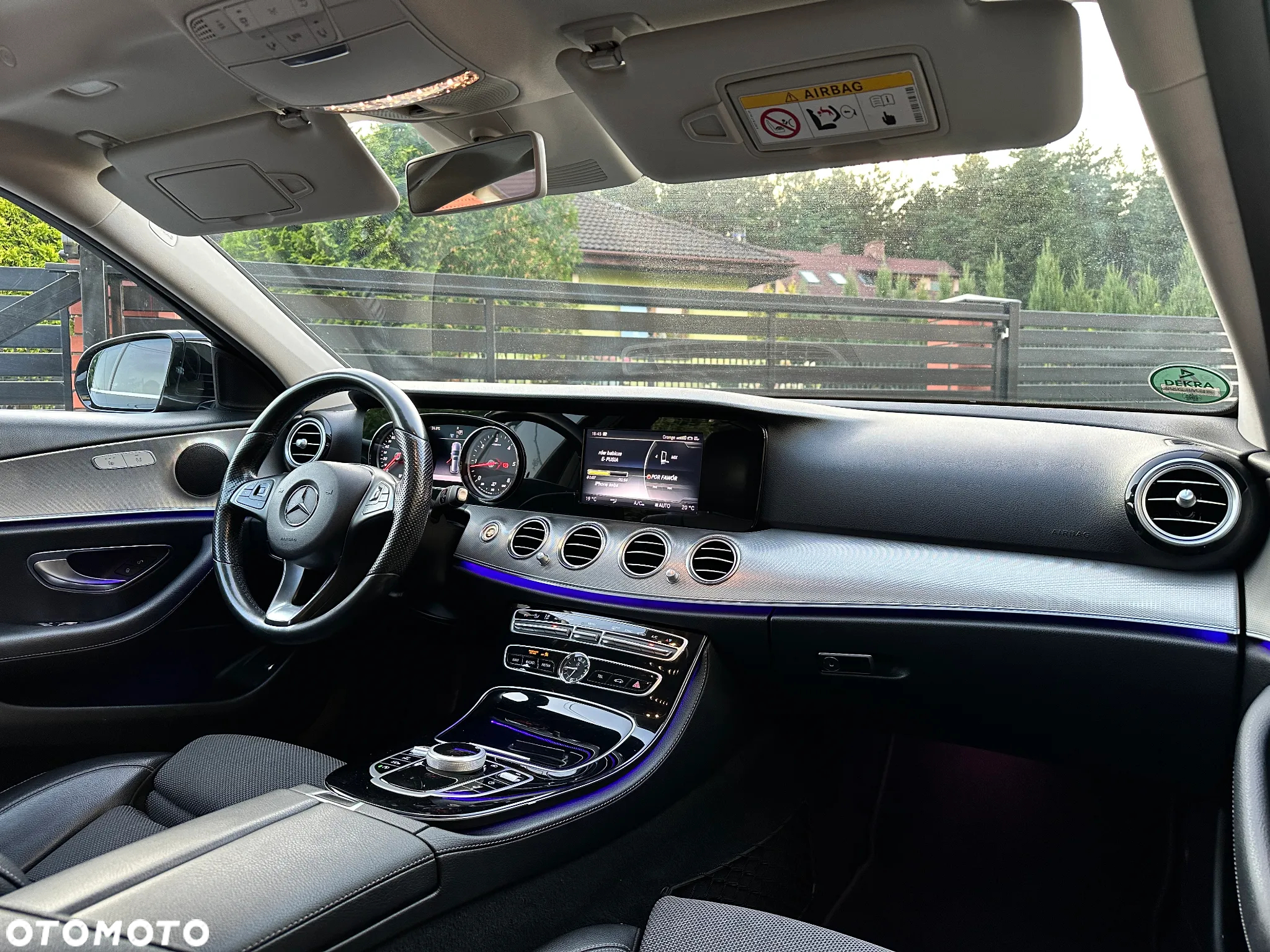 Mercedes-Benz Klasa E 220 d T 9G-TRONIC Avantgarde - 29