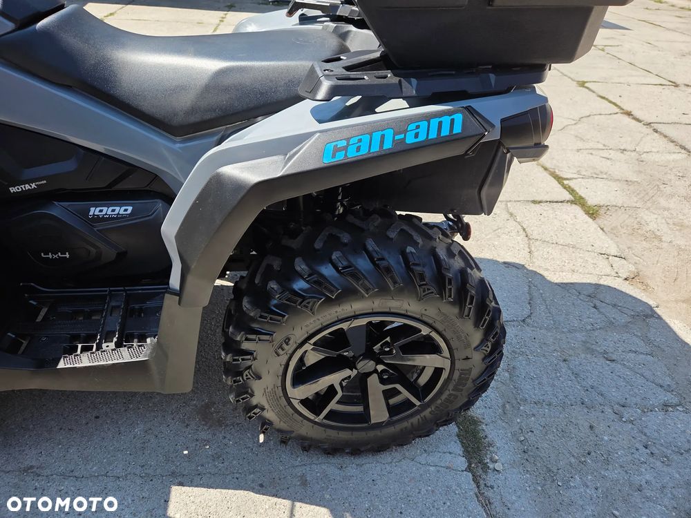 Can-Am Outlander - 12
