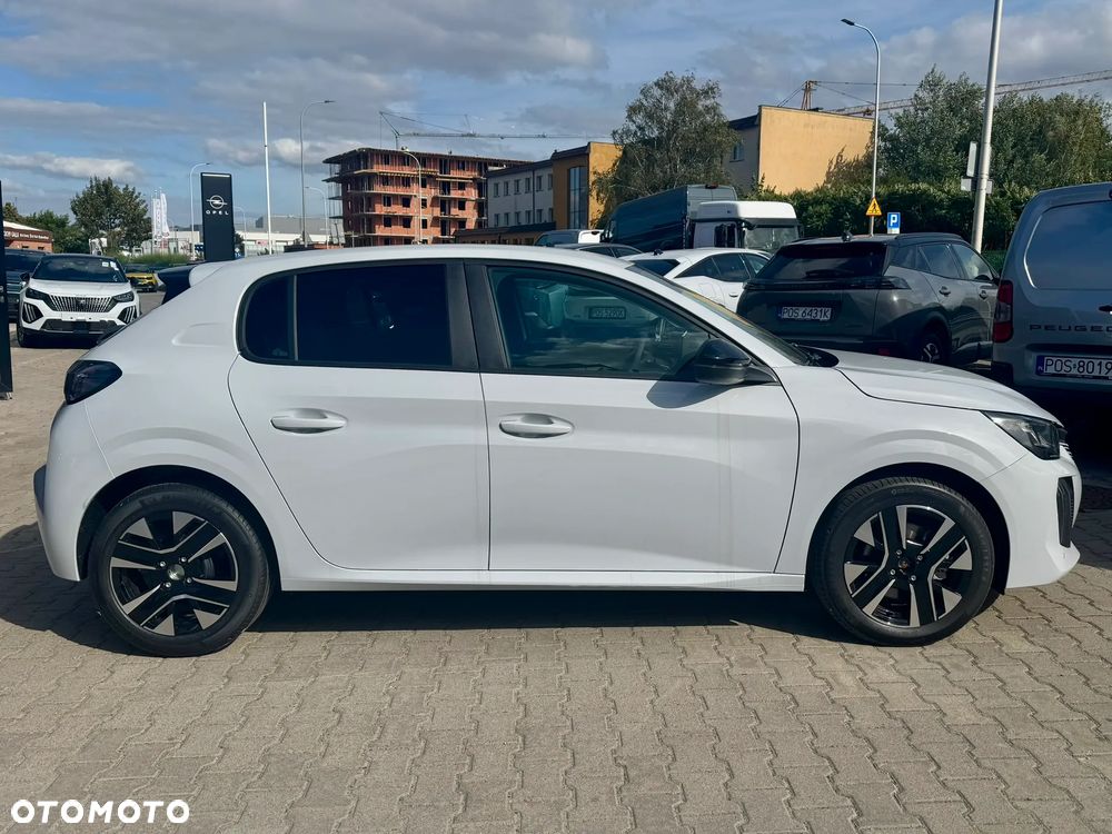 Peugeot 208 - 9