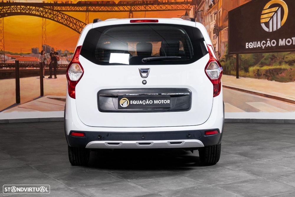 Dacia Lodgy 1.5 dCi Stepway 7L - 4