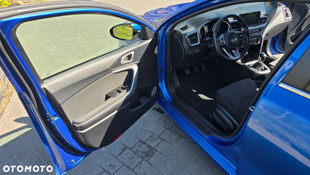 Kia Ceed 1.6 CRDi SCR L - 15