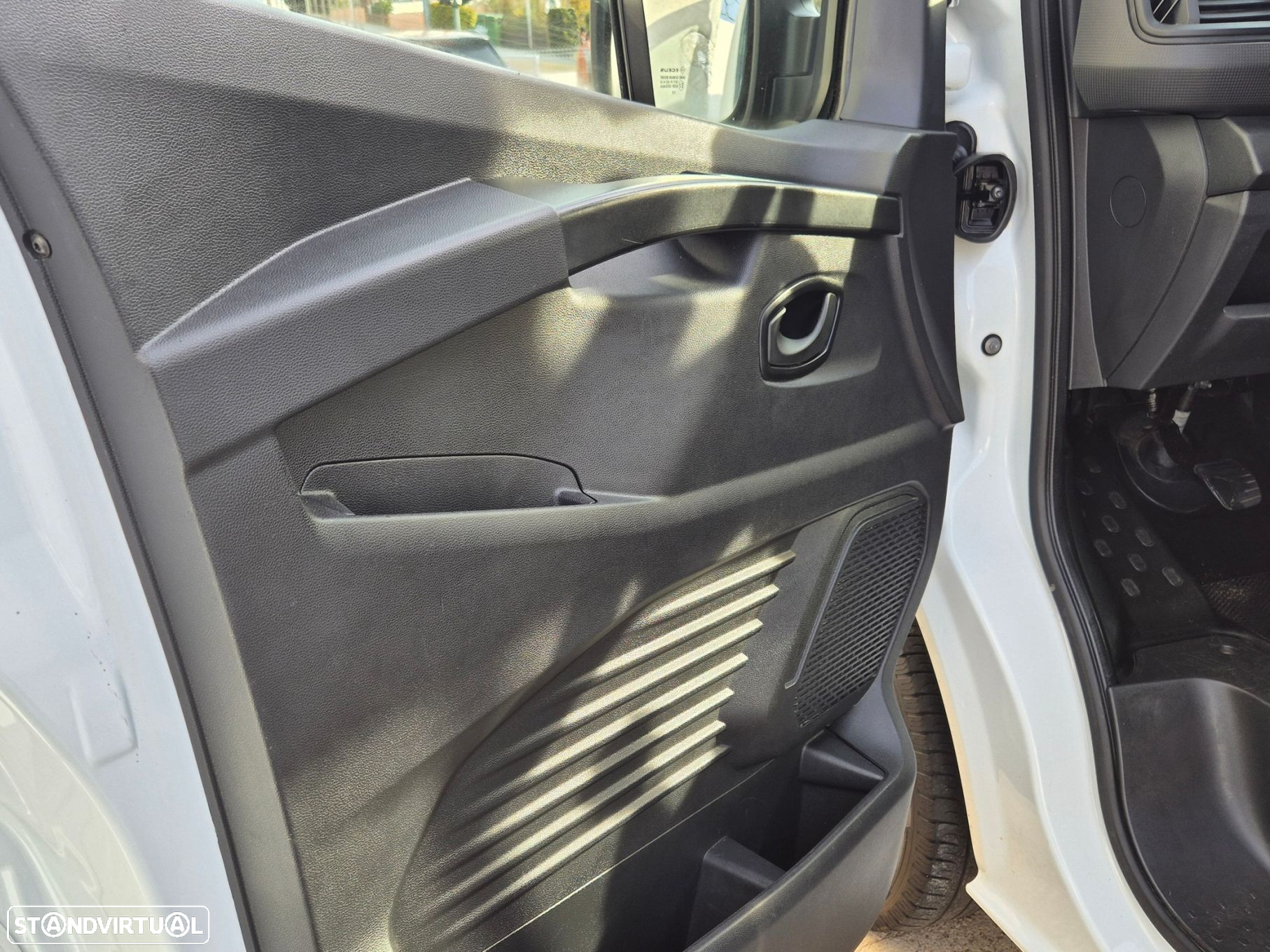 Renault Trafic 2.0 Blue dCi L1H1 - 16