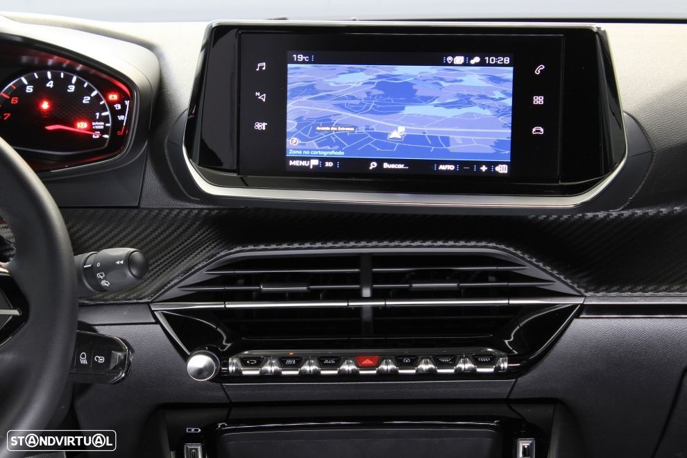 Peugeot 2008 1.2 PureTech Active Pack - 16