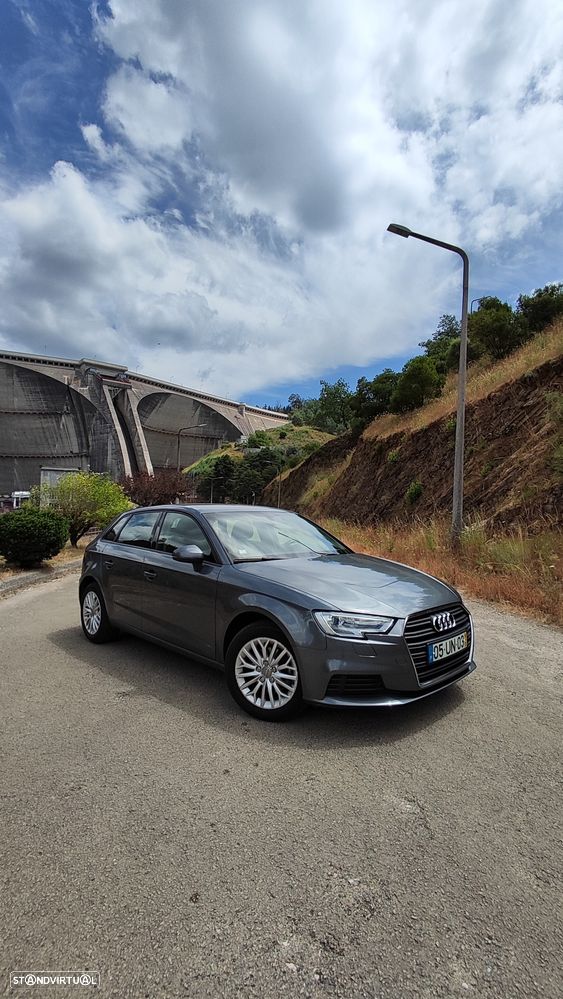 Audi A3 Sportback 1.6 TDI Sport - 3