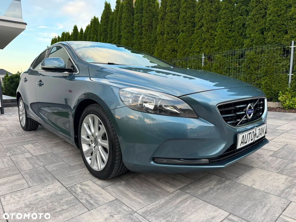 Volvo V40 D2 Summum - 3