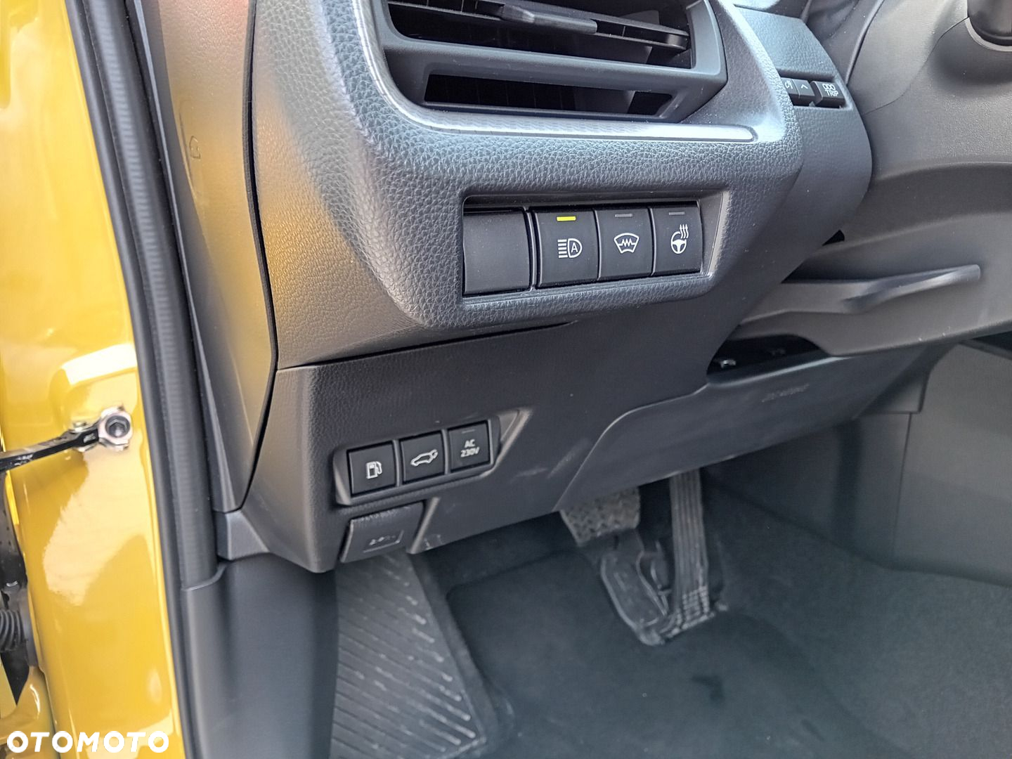 Toyota Prius - 22