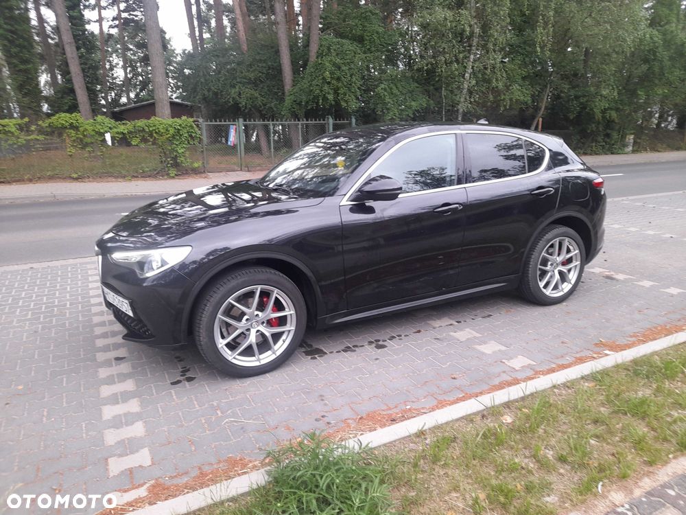 Alfa Romeo Stelvio - 7