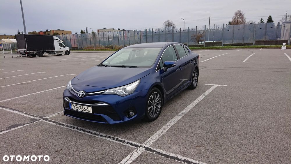 Toyota Avensis 1.8 Premium - 2