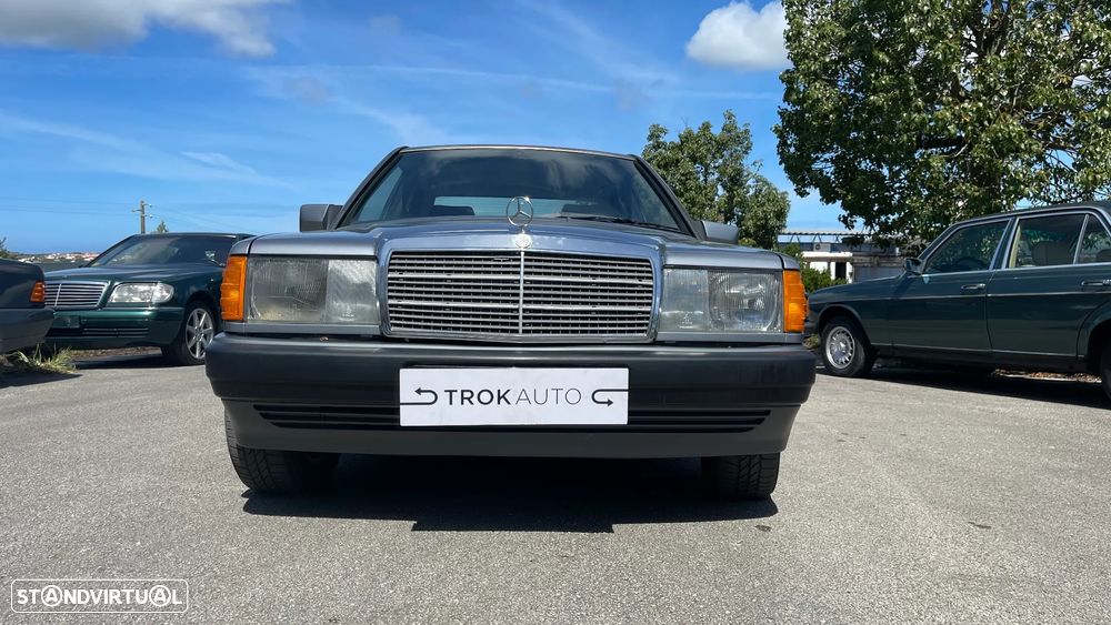 Mercedes-Benz 190 E 2.3 - 3