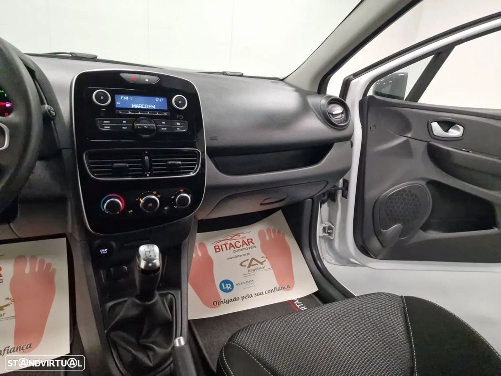 Renault Clio - 16