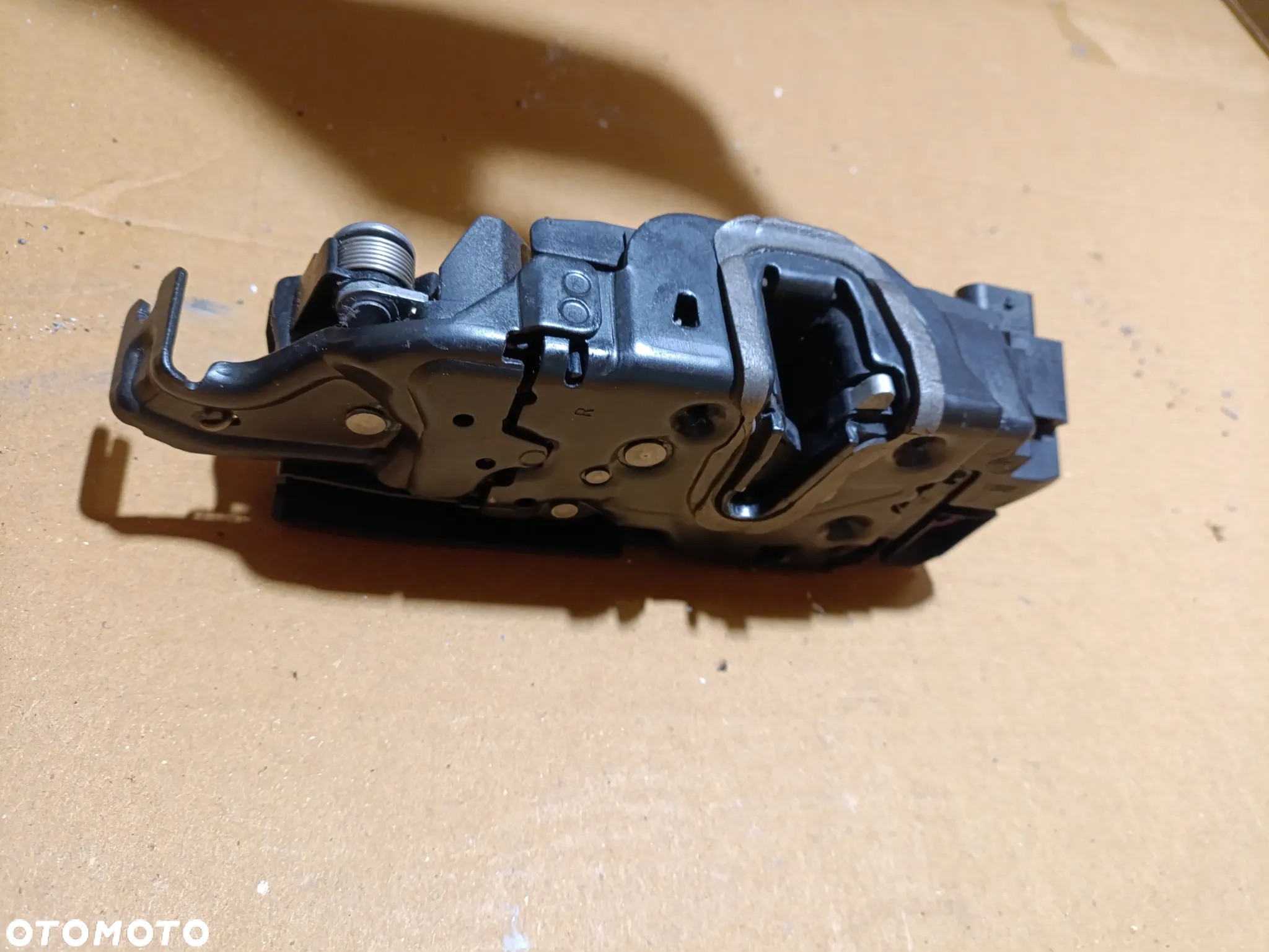 Zamek Drzwi przesuwnych prawy Mercedes Benz Vito W447 A4477301002 - 9