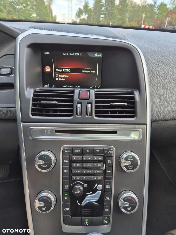 Volvo XC 60 D4 Geartronic Momentum - 20