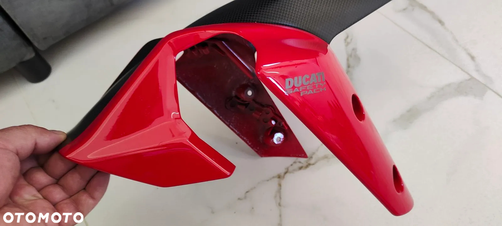 Ducati Multistrada 1200 Błotnik przód OwiewkaPikes Peak Carbon - 4
