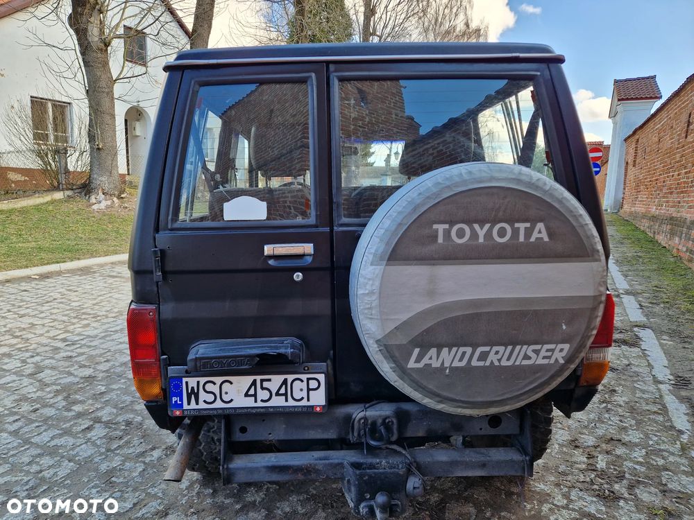 Toyota Land Cruiser LJ70 - 6