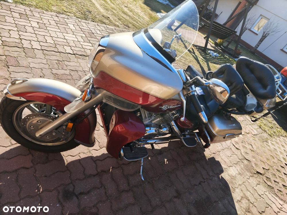 Yamaha Venture - 7