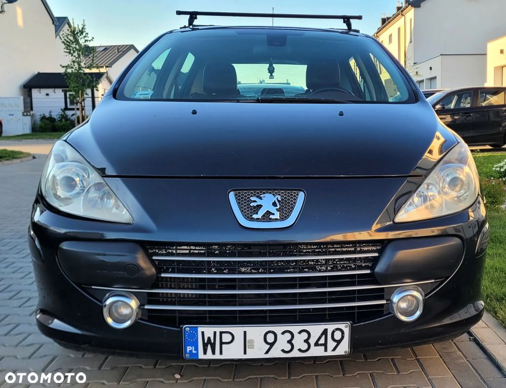 Peugeot 307 1.6 HDI Premium - 12