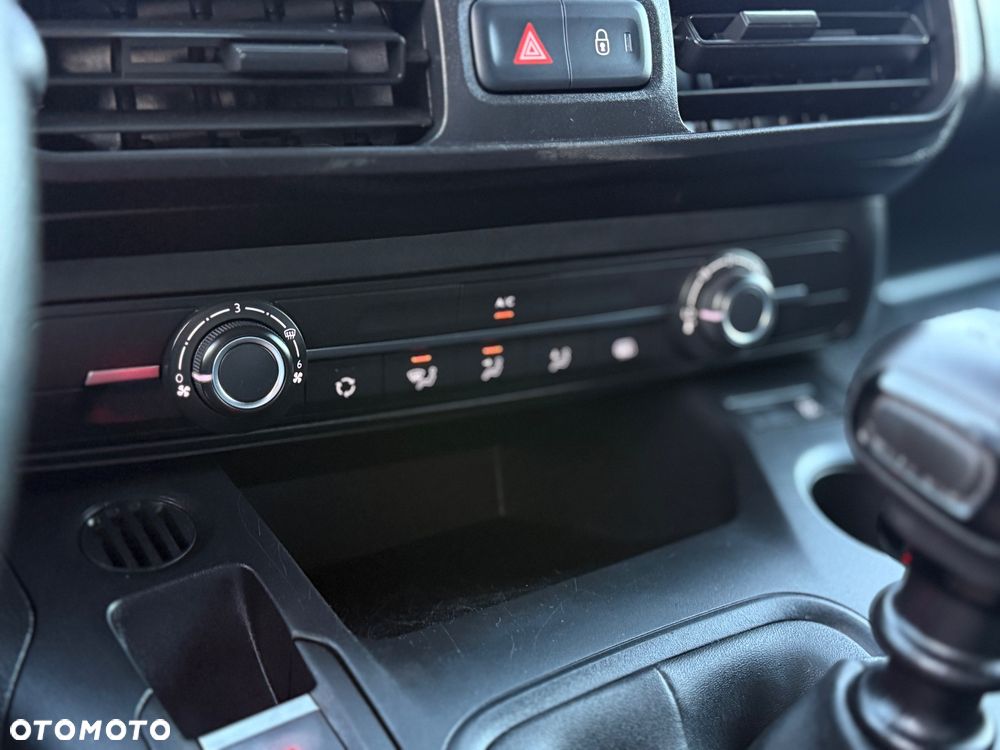 Peugeot Partner - 21