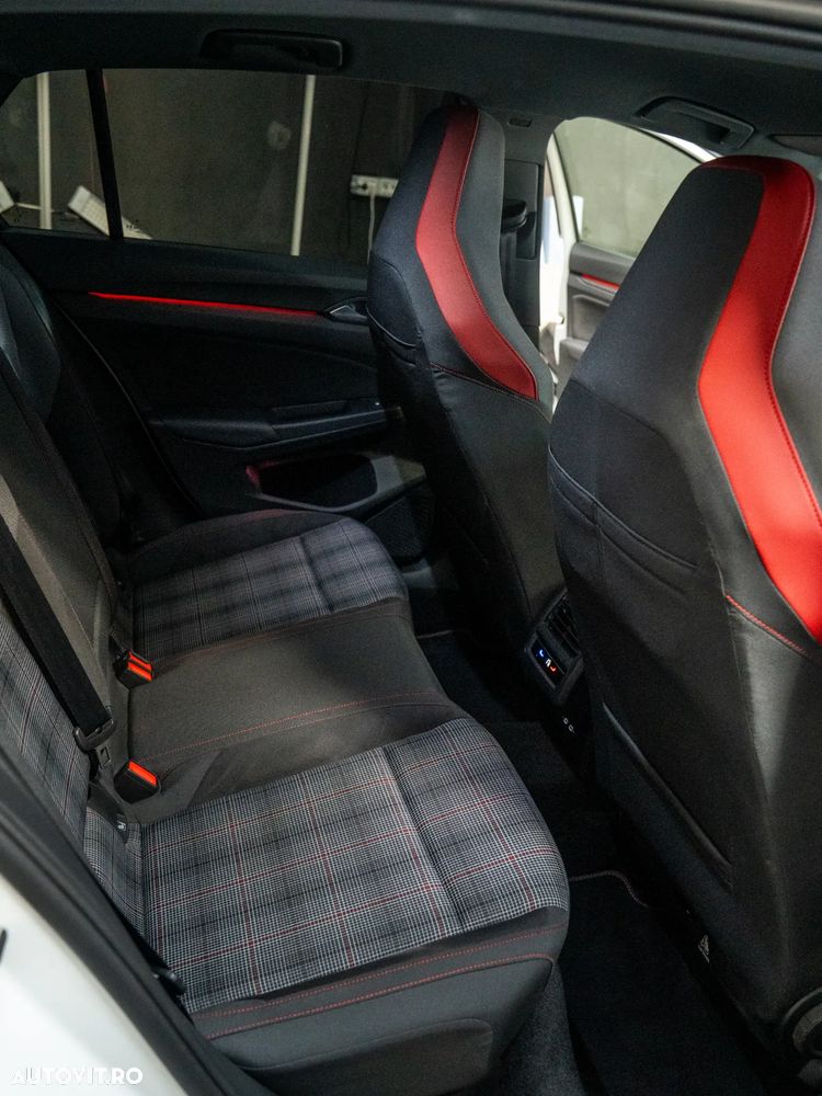 Volkswagen Golf 2.0 TSI OPF DSG GTI - 12