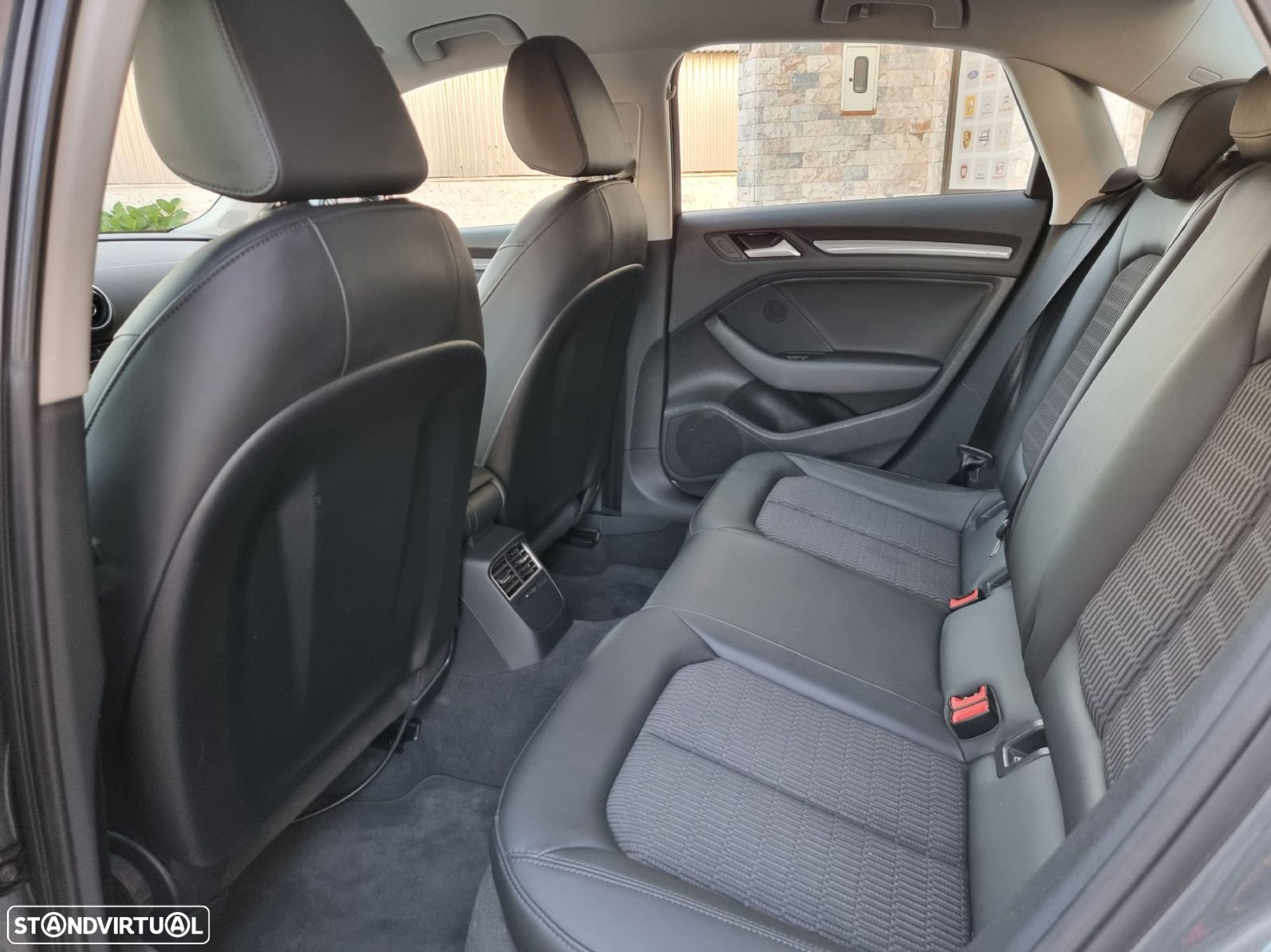 Audi A3 Limousine 1.6 TDI Attraction Ultra - 15