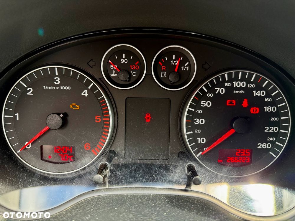 Audi A3 3-drzwiowe 1.9 TDI DPF Ambiente - 15