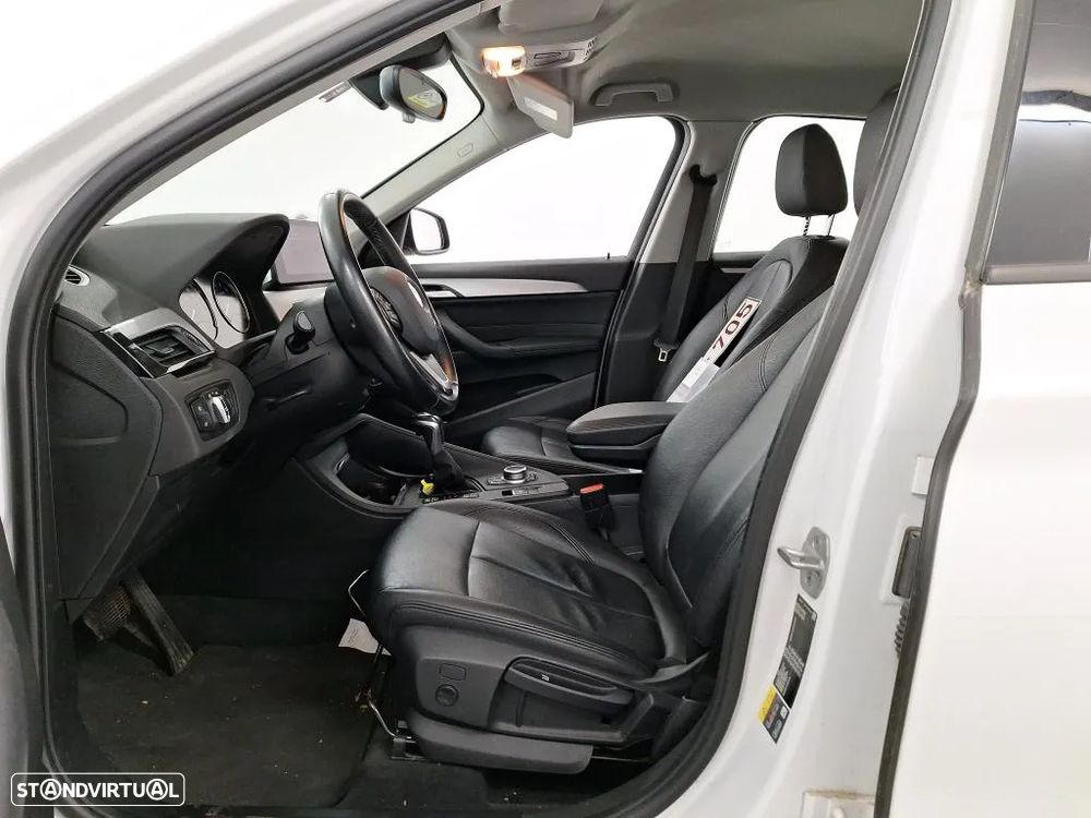 BMW X1 xDrive25e xLine - 10