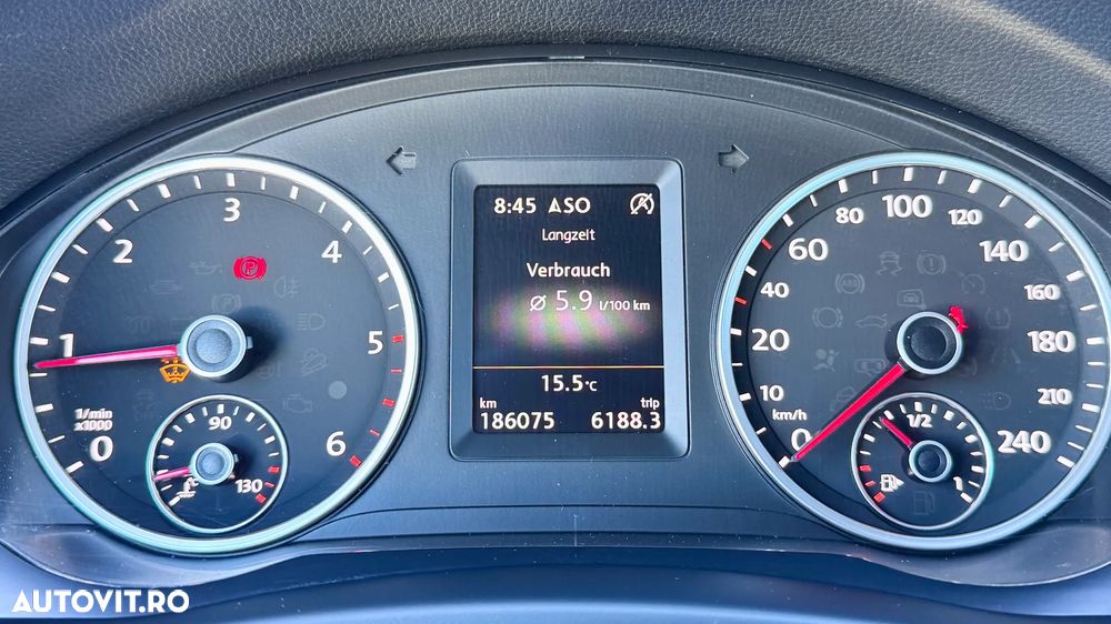 Volkswagen Tiguan 2.0 TDI SCR BlueMotion Technology Sport & Style - 10