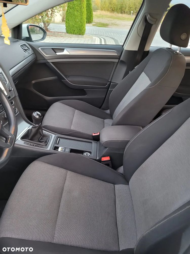 Volkswagen Golf 1.6 TDI 4Motion BlueMotion Technology Comfortline - 16