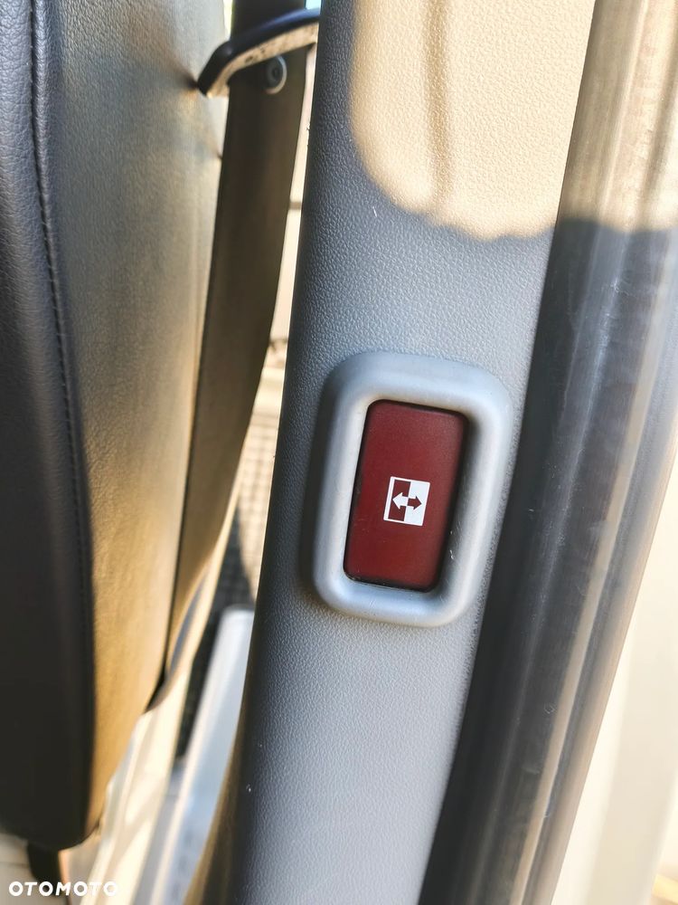 Volkswagen Crafter - 13