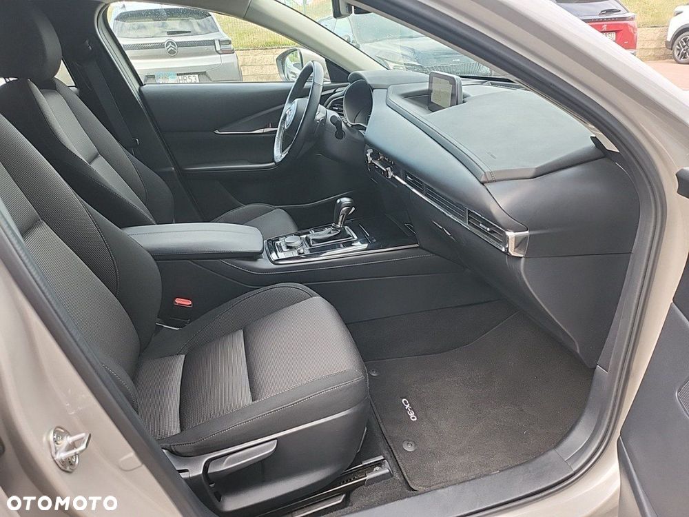 Mazda CX-30 - 12